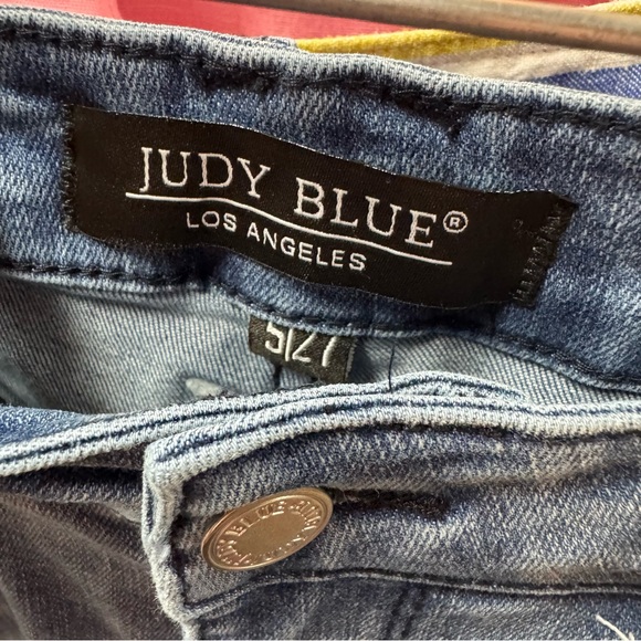 Judy blue relaxed fit blue jeans size 5/27 in good condition raw hems - Picture 4 of 6